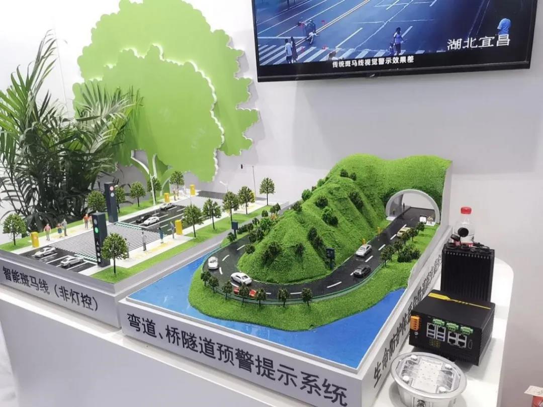 1607147089 巅峰国际官网-钻营健全,你我一路成长